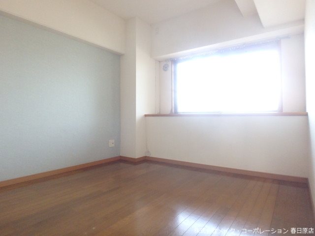 サンルージュ春日 ベッドルーム