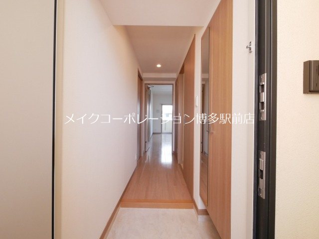 グランツ白金 玄関