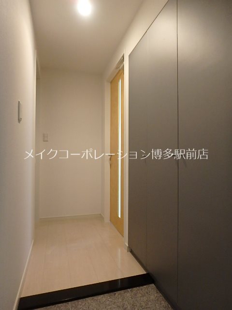 エンクレストベイ天神東  玄関