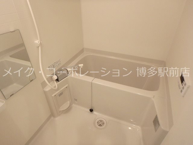 モダンパラッツォ県庁口 風呂画像