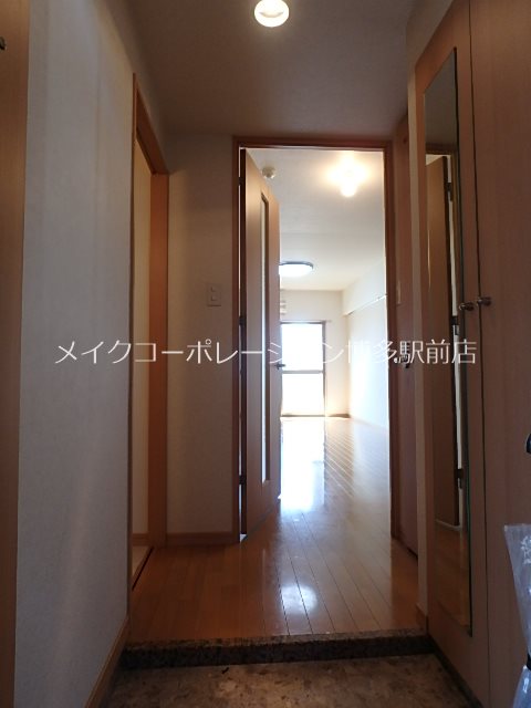 ルッシェ博多駅東  玄関