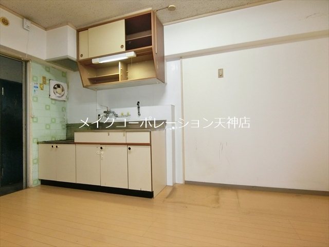平尾ビル キッチン