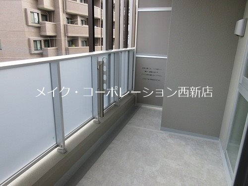ライオンズミレス西新 ベランダ
