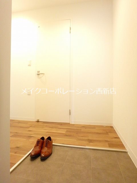 Delica次郎丸 玄関