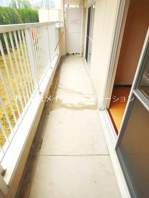 ハイツ冨美～駐車場無料～ ベランダ