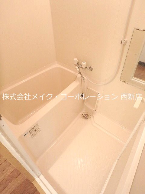 Nラヴィーヌ荒江～ネット無料～ 風呂画像