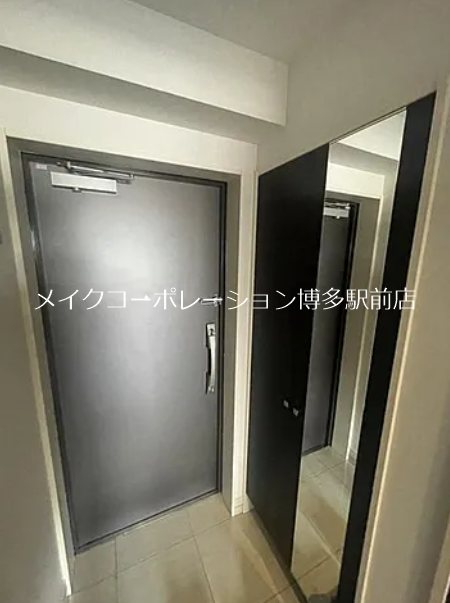 ネストピア福岡空港駅前 玄関