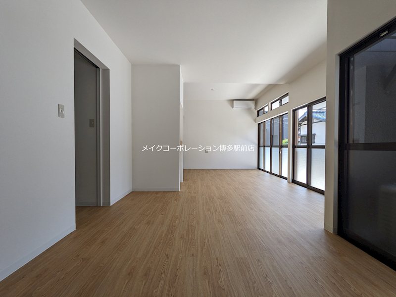 七隈4丁目平屋戸建 リビング