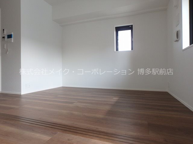 エンクレスト博多駅南ＳＨＡＲＥ  リビング