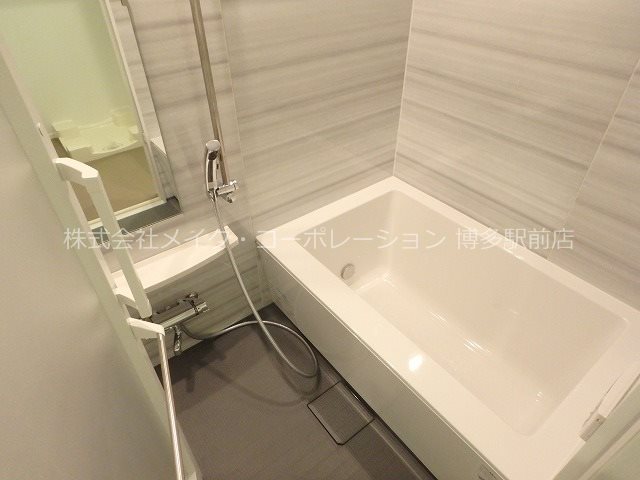 エンクレスト博多駅南ＳＨＡＲＥ  風呂画像
