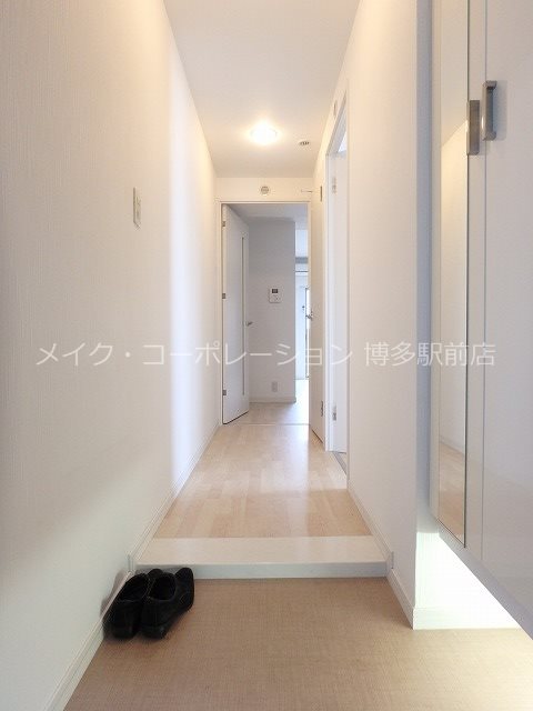 プレジールTJ 玄関