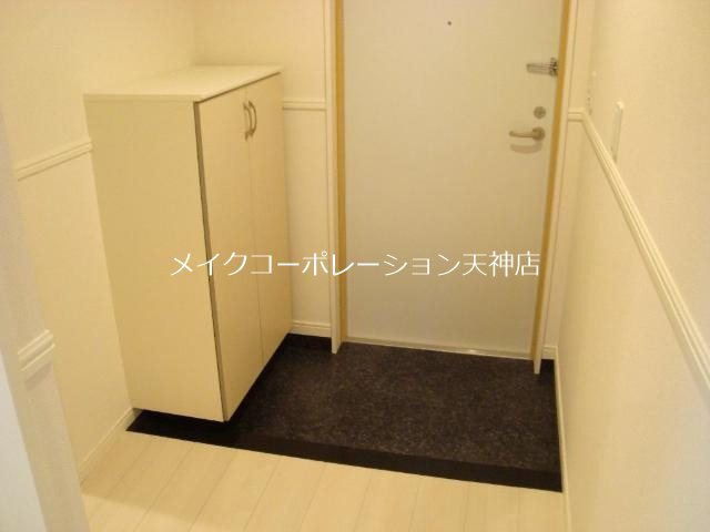 アーバンブルー藤 玄関