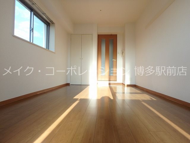 リファレンス呉服町 リビング