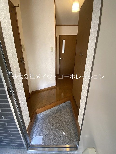 パインヒルズ 玄関