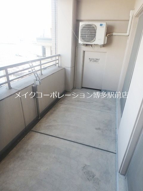 サヴォイグランデス ベランダ