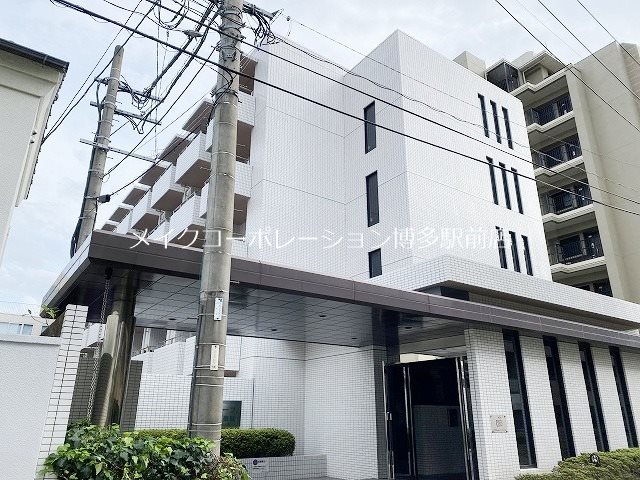 リリーフ薬院 外観