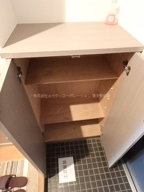 リュミエール博多  玄関