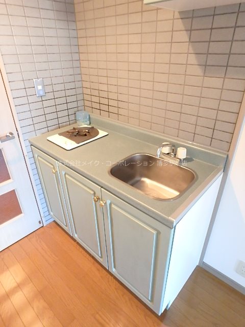 リュミエール博多  キッチン
