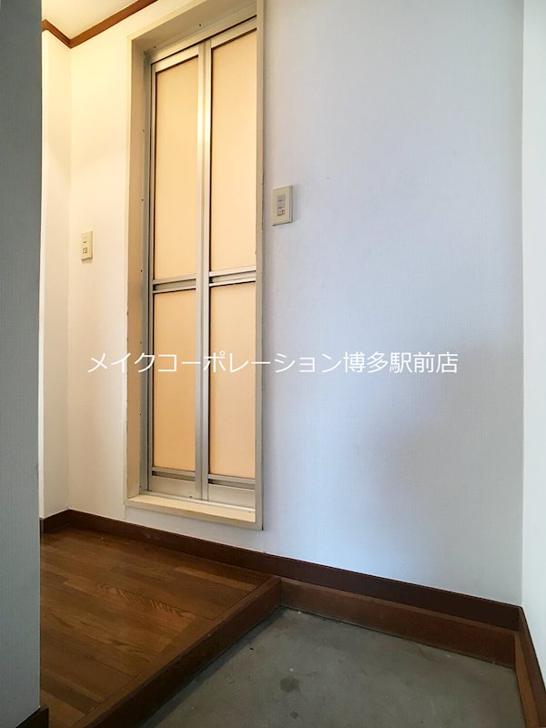 ＯＫビル 玄関