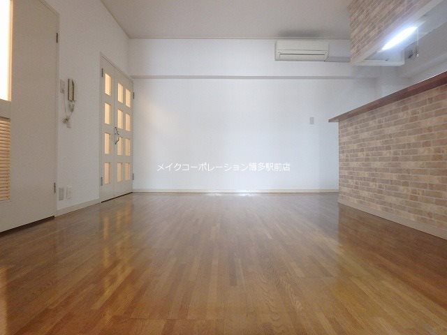キャッスル泉屋Ⅰ リビング