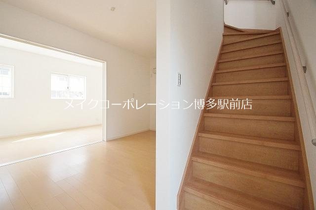 小田部5丁目戸建賃貸 玄関