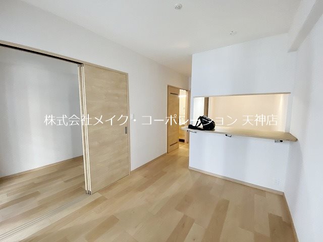 iN　SHAPE港 リビング