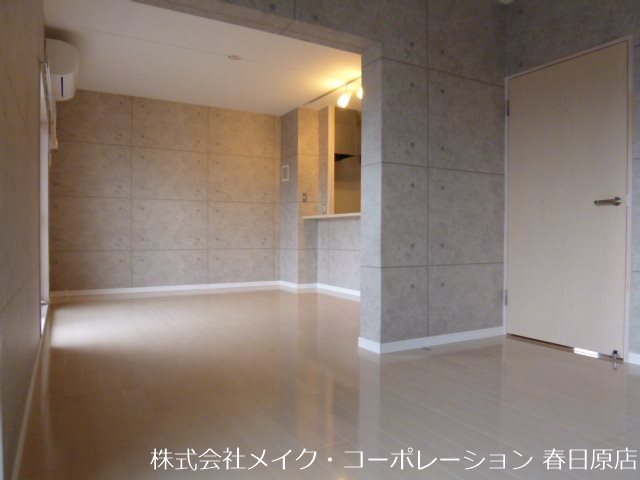 サンルージュ リビング