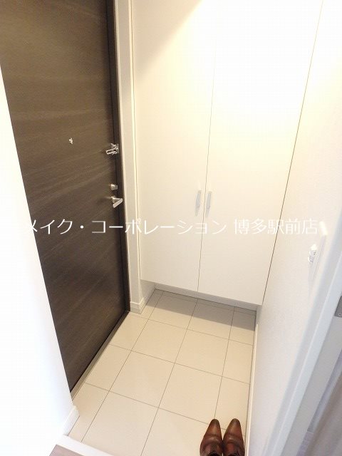 エンクレスト博多THE TIME  玄関
