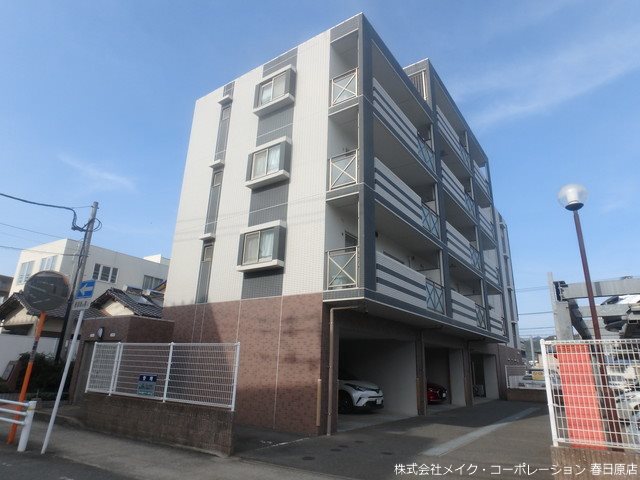 カラコレスⅢ 外観