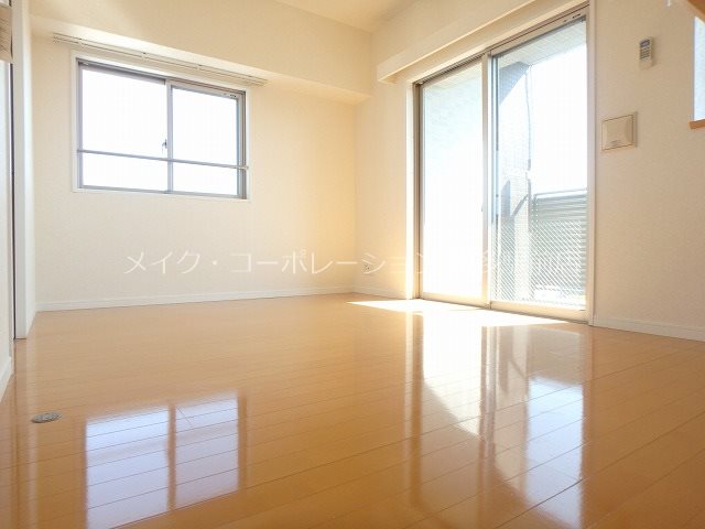 サヴォイブロードストリート リビング