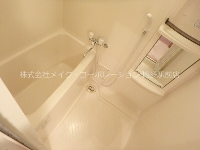 ラフィネスクロスロード博多ステーション 風呂画像