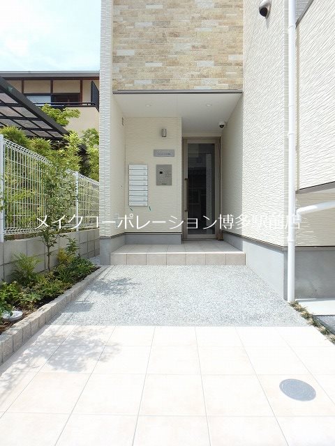 ウィンデージ竹下駅前 外観