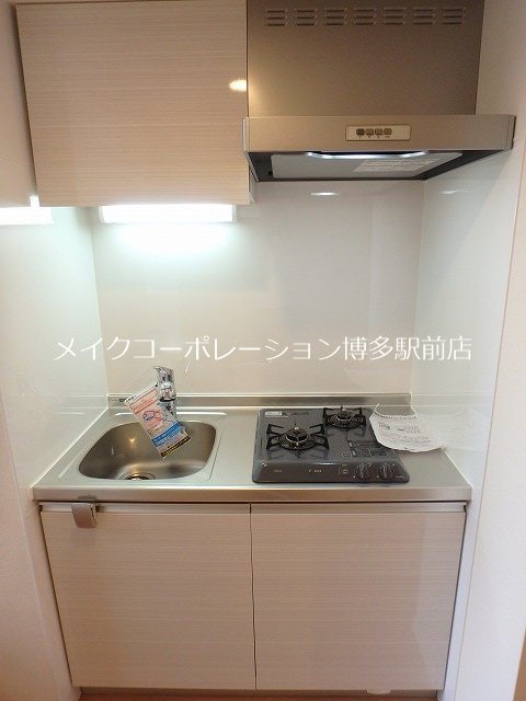 ウィンデージ竹下駅前 キッチン