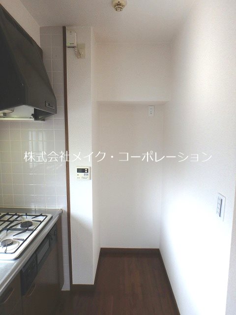 アドヴェル荒江  その他13