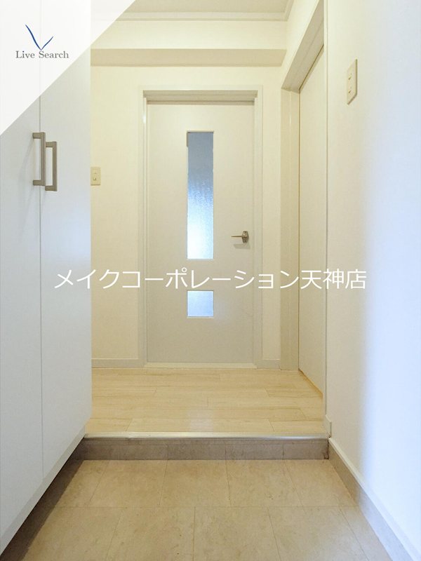 メゾン南博多 玄関