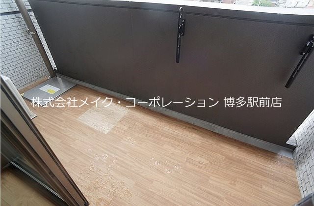 アクタス福岡県庁前グラシア ベランダ