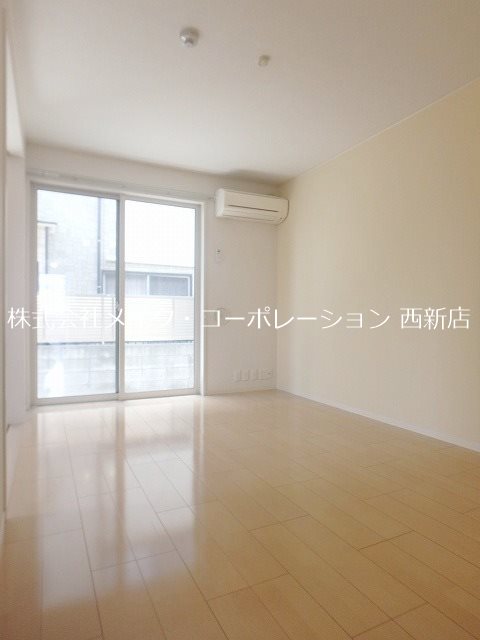３ヴィレッジ太陽 リビング