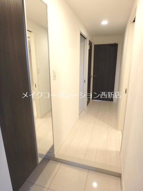 アンピールメゾン姪浜駅南 玄関