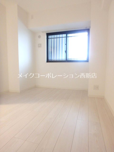 アンピールメゾン姪浜駅南 ベッドルーム