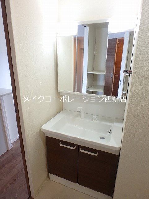 洗面所 アネーロ西新Ⅳ その他2