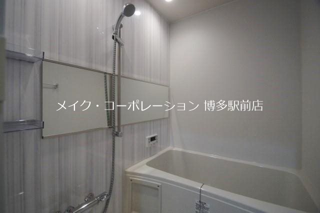ラクラス博多 風呂画像