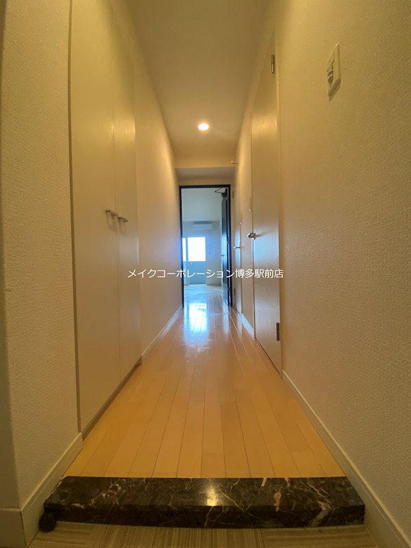 アソシアグロッツォタイムズ・スイート博多 玄関