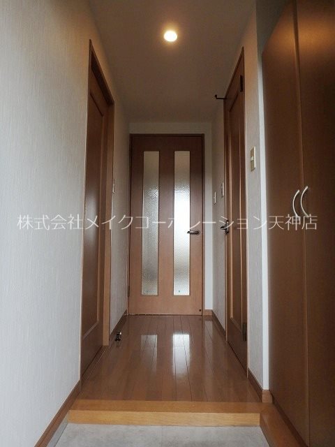 ハイブリッジ六本松  玄関