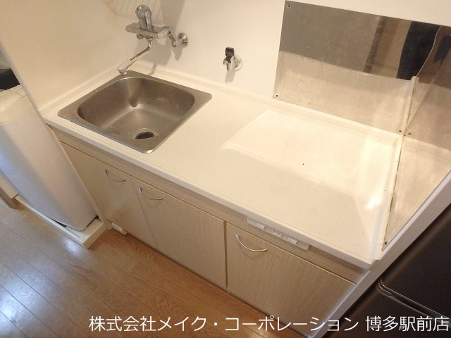 ファミール吉塚 キッチン