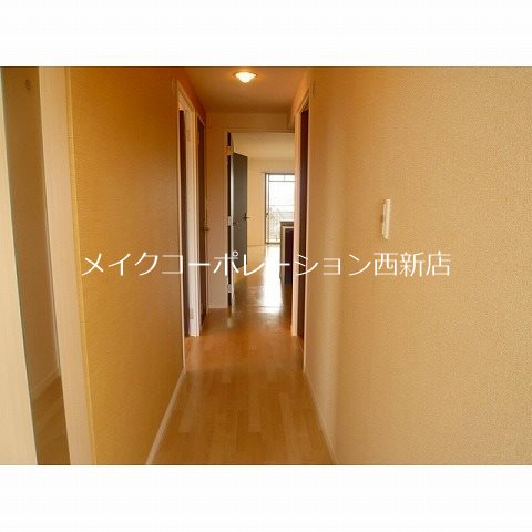 ファミーユMs 玄関