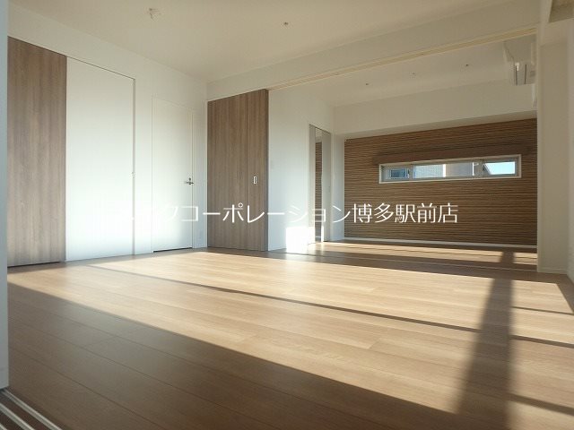 エンクレストGRAN博多駅前 リビング