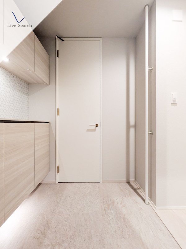 シャーメゾンハマヴィラガーデン警固 玄関