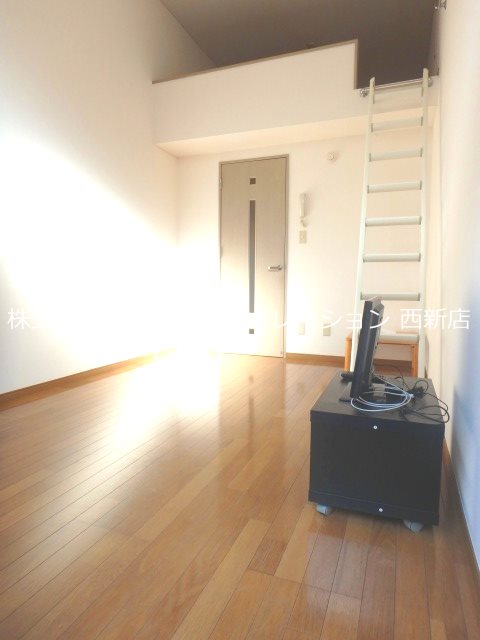 フェリーチェ藤崎 リビング