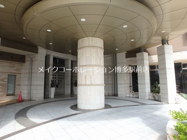 ウェルリバービュー天神  外観