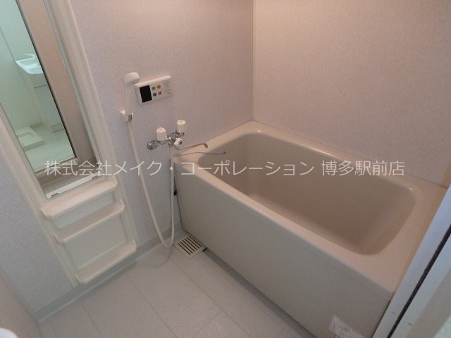 コンフォール博多駅南 風呂画像